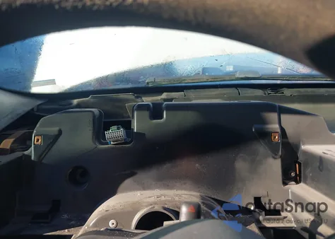 2001 Saturn Sl из США, поврежденный, VIN 1G8ZF528X1Z228973